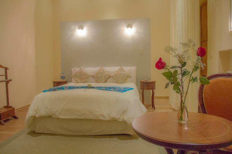 Casa El Eden Hotel Quito Luaran gambar